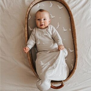 Gunamuna Transitional Swaddle Bag